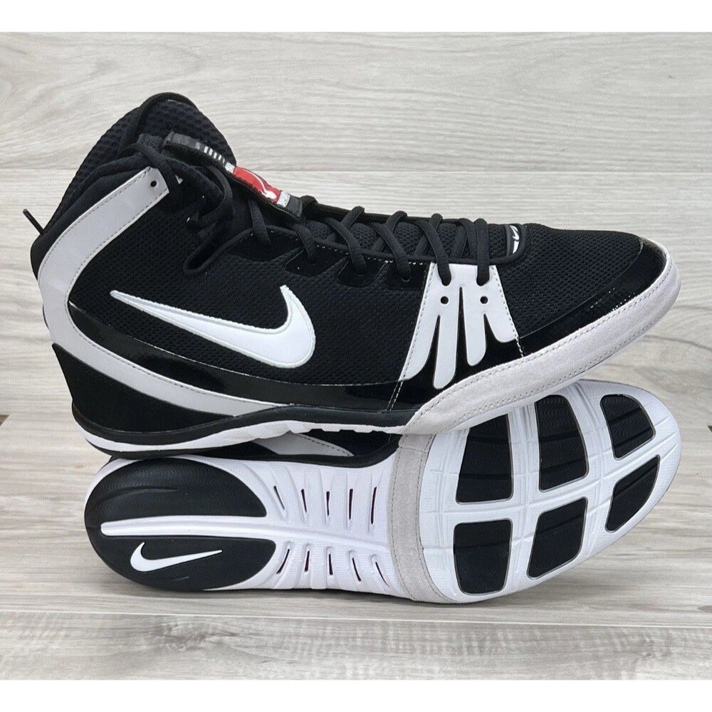 Nike Freek Wrestling Shoes Black True White US Mens Size 9 New 316403 011